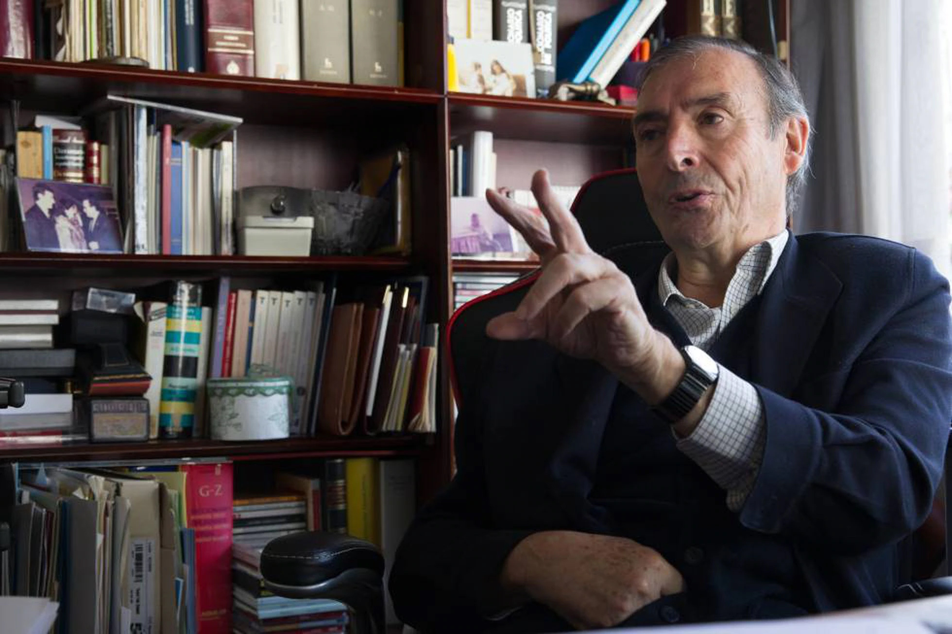 Juan José Laborda: «El Rey va por delante de la clase política»